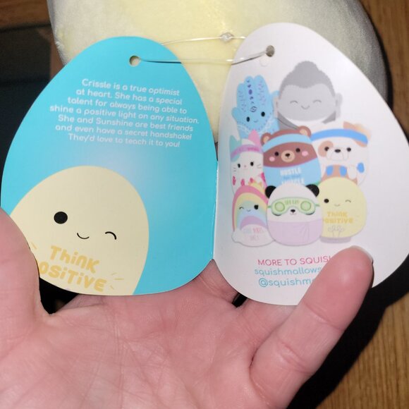Squishmallows, Crissle the Lightbulb - Picture 3 of 4